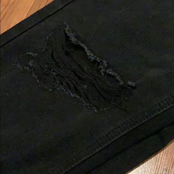 Pretty little thing ripped mom jeans - Picture 2 of 4